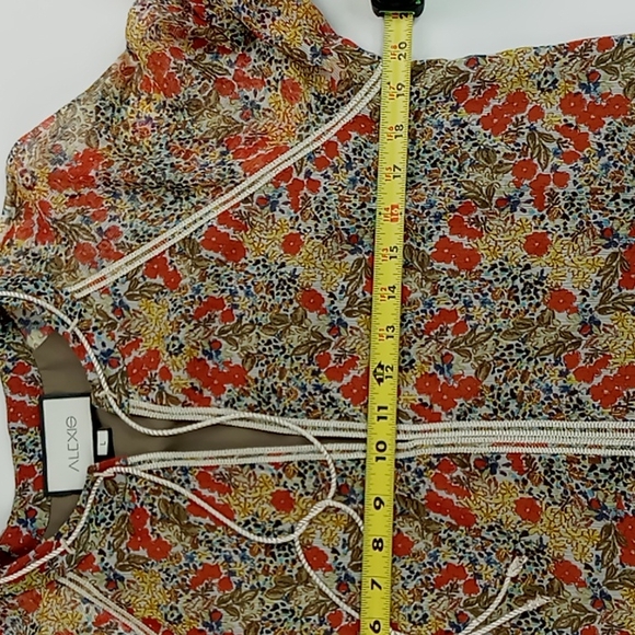 Alexis "Samera" Floral Print Peasant Top With Out Tassels Women's Size Large - Picture 8 of 13